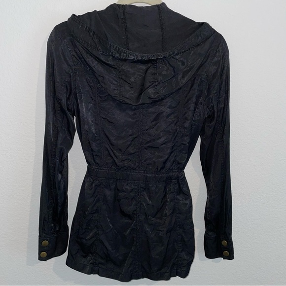 2B Bebe Black Shine Light Airy Long Sleeve W/ Strap Tie Zip Up Jacket Size Small - Picture 6 of 8